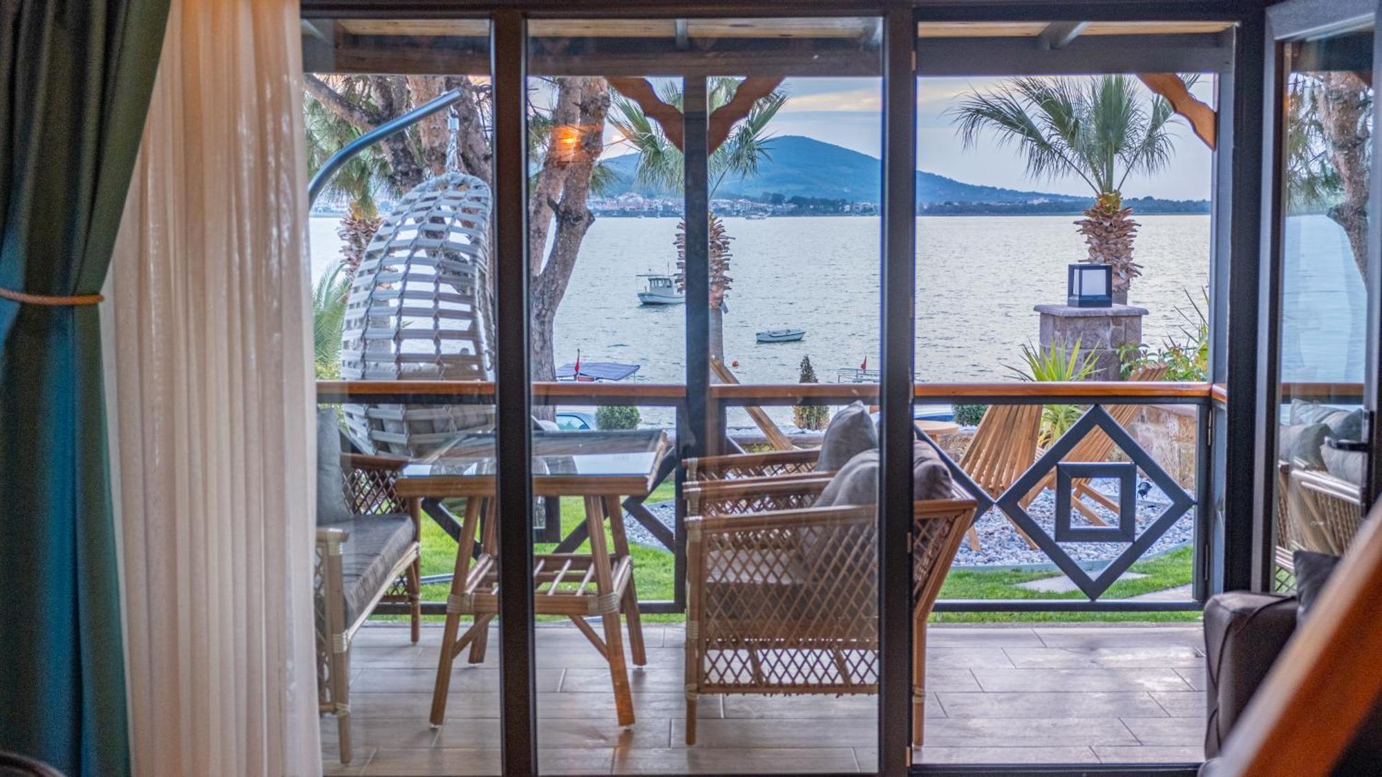 Tringo Bungalov Ayvalik Exterior photo